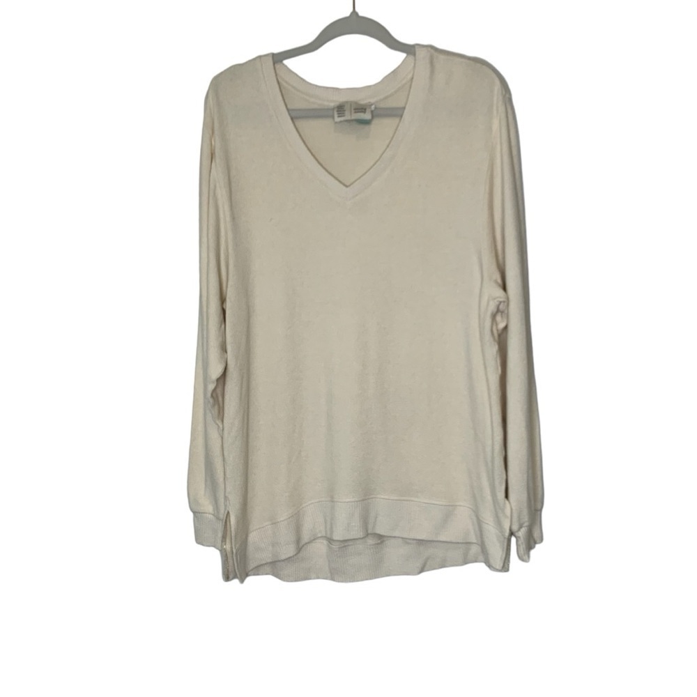 Anthropolgie Saturday Sunday creme vneck long sleeve sweater sweatshirt. Size M